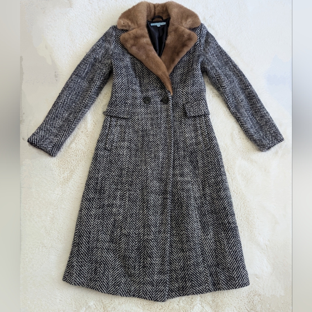 ANTONIO MELANI Gray Herringbone Coat with Brown Fur Collar size 4